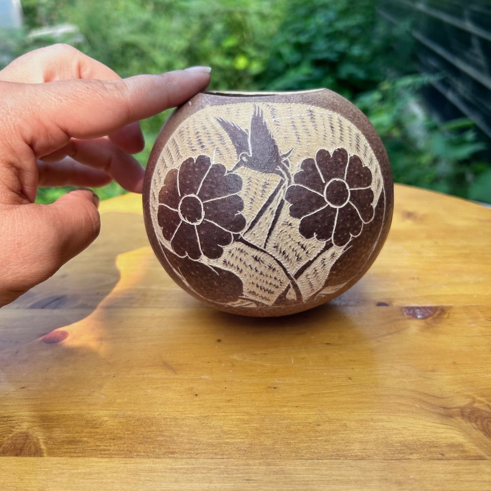 Vintage Hand Carved Gourd Art Small Brown Hummingbird Floral Seed Pot Clayton